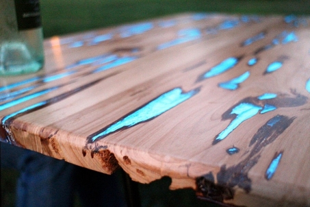 Эпоксидный стол-река своими руками из смолы и дерева: пошаговые инструкции